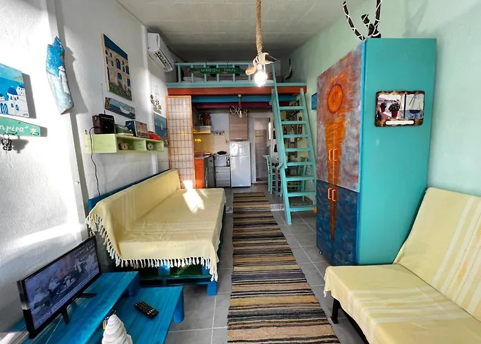 Fenia's Beachfront House Tatil Evi *