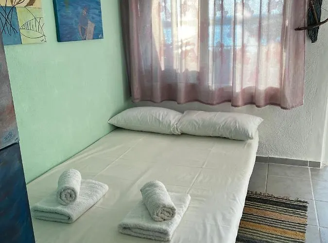 Fenia's Beachfront House Tatil Evi Skála Kallirákhis