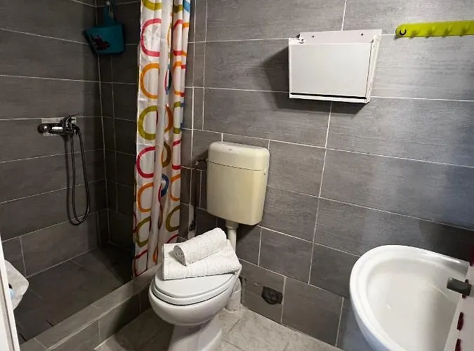 Tatil Evi Fenia's Beachfront House